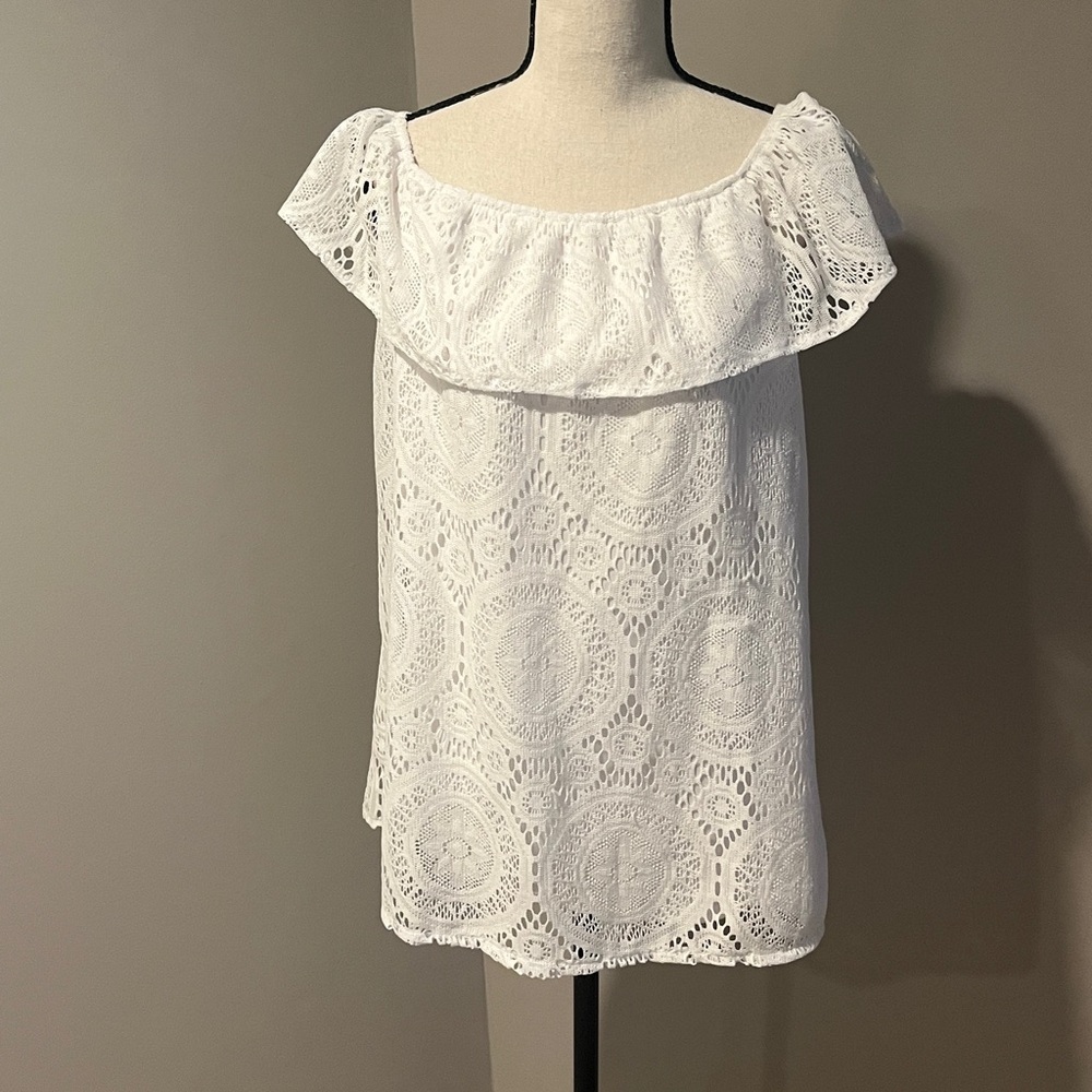 Roz & Ali White Lace Blouse